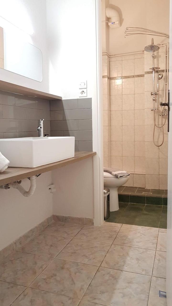 Palette Apartment Chocolate - Athens Center, 6 BD, 3 BATH Extérieur photo